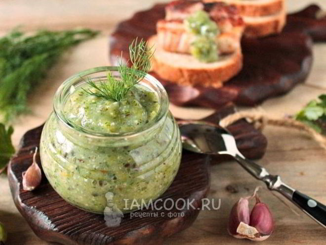 Рецепт приправы из крыжовника с чесноком на зиму