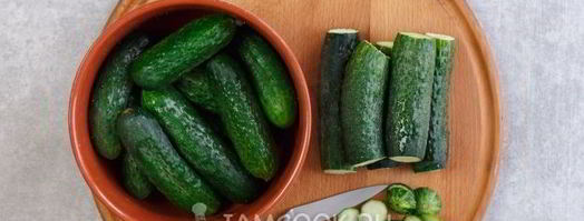 малосольные огурцы в кастрюле. Шаг 6