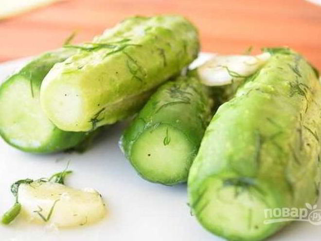 Рецепт малосольных огурцов