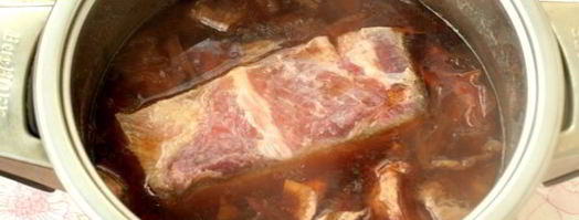 сало в луковой шелухе. Шаг 4