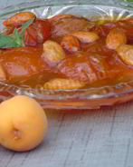 Абрикосовое варенье из абрикосов без косточек с миндалем