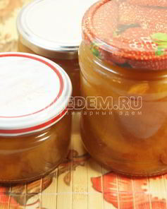 Абрикосовое варенье с косточками