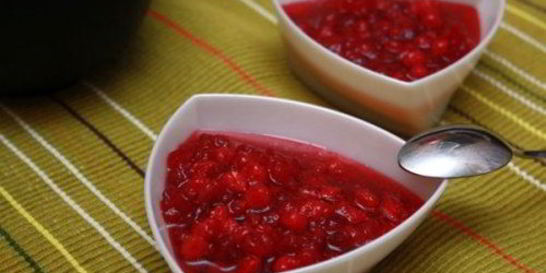 Брусничное варенье с лимоном в мультиварке