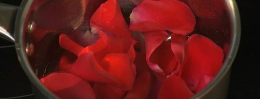 инжир в беконе с вареньем из лепестков роз. Шаг 3