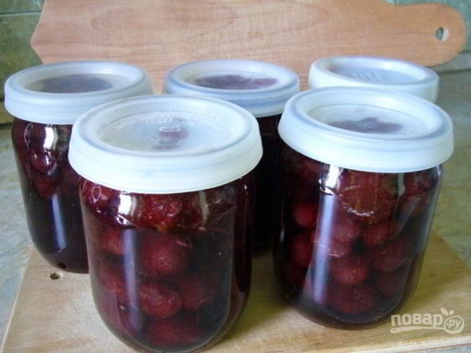 Рецепт клубничного варенья с целыми ягодами
