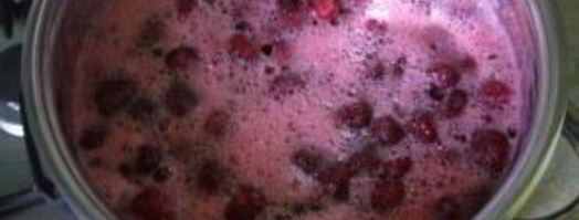 клубничное варенье с целыми ягодами. Шаг 3