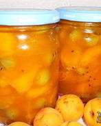 Варенье из абрикосов и крыжовника