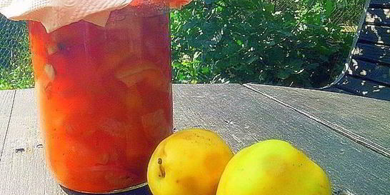 Яблочное варенье с миндалем