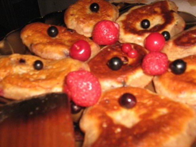 Рецепт ягодных оладушек