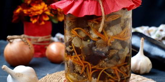 Запеченные баклажаны с морковью на зиму