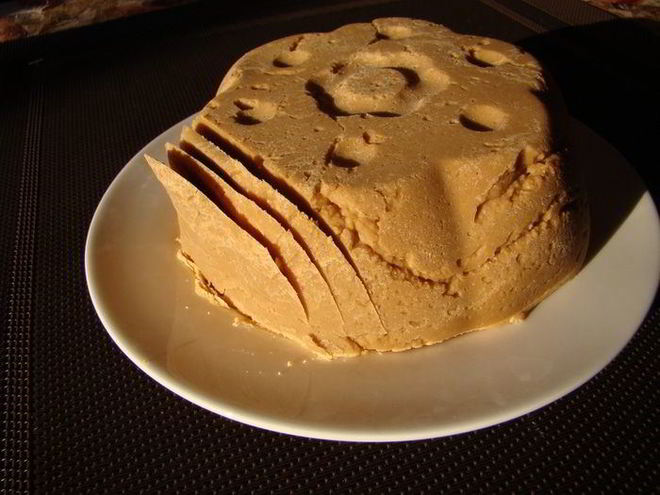 Рецепт брюноста — коричневого, практически норвежский сыр