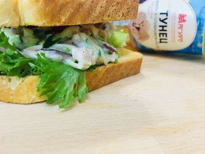 Рецепт бутерброда с консервированным тунцом