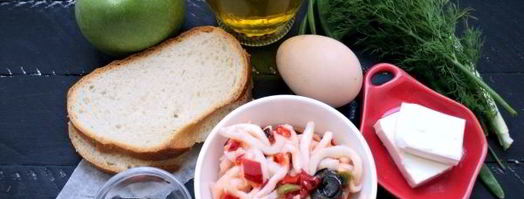 бутерброд с маринованным кальмаром и яйцом. Шаг 3