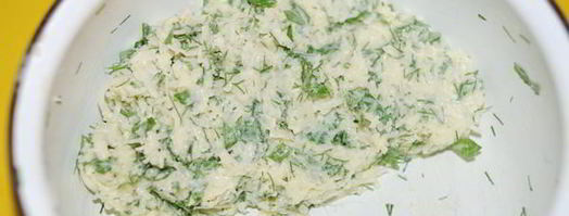 бутерброд с сыром, зеленью и красной рыбой. Шаг 3