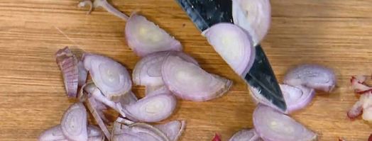 бутерброд с ветчиной, квашеной капустой, яблоками и сыром. Шаг 2