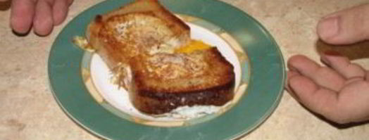 бутерброд с яйцом на сковороде. Шаг 5