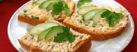 бутерброды с консервированной горбушей и сыром. Шаг 4