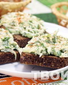 Бутерброды с салатом