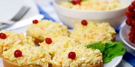 Бутерброды с сыром и чесноком