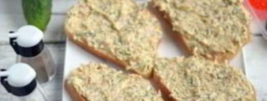 бутерброды с тунцом и икрой. Шаг 6