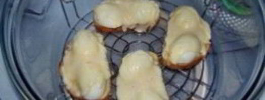 бутерброды с яйцом и сыром. Шаг 6