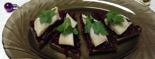 бутерброды со свеклой и селедкой. Шаг 8