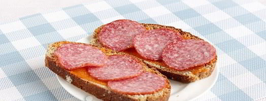 горячие бутерброды с колбасой. Шаг 6