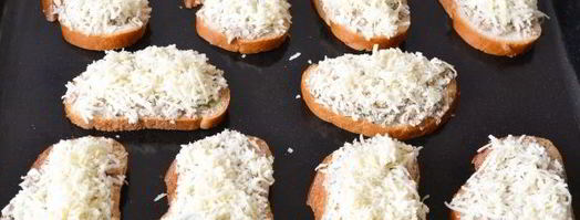 горячие бутерброды с сайрой. Шаг 16