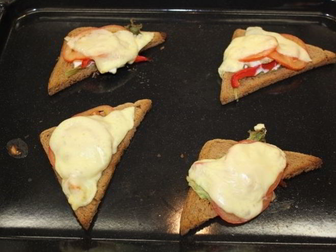 Рецепт горячих бутербродов