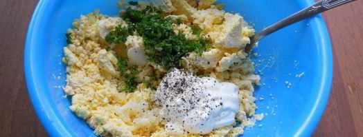 намазка для бутербродов из вареных желтков и плавленого сыра. Шаг 3