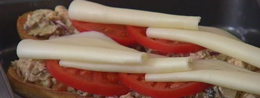 средиземноморский горячий бутерброд с тунцом и артишоками. Шаг 9