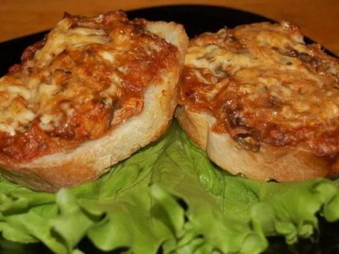 Рецепт вкусных горячих бутербродов с куриным филе