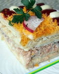 Закусочный бутербродный торт с рыбой