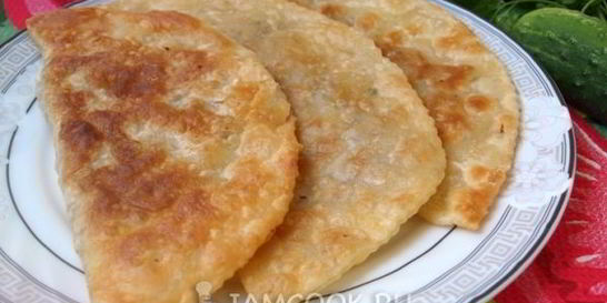 Чебуреки с сыром