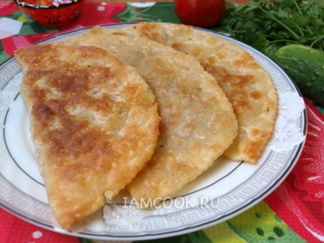 Рецепт чебуреков с сыром