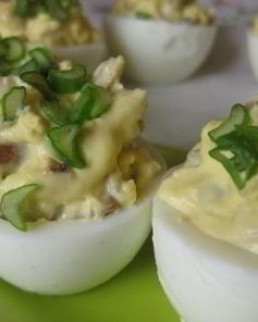 Яйца, фаршированные грибами