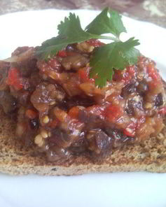 Баклажанная икра из запеченных овощей