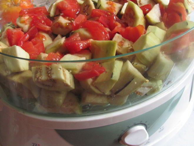 Рецепт икры из баклажанов в пароварке