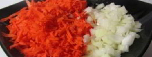 кабачковая икра с морковью и томатной пастой. Шаг 3