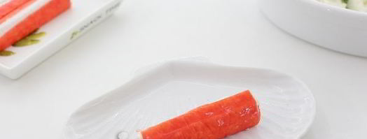 крабовые палочки, фаршированные творогом и зеленью. Шаг 6