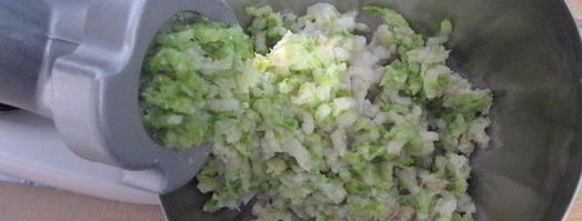 крокеты из трески с сельдереем в кляре. Шаг 2