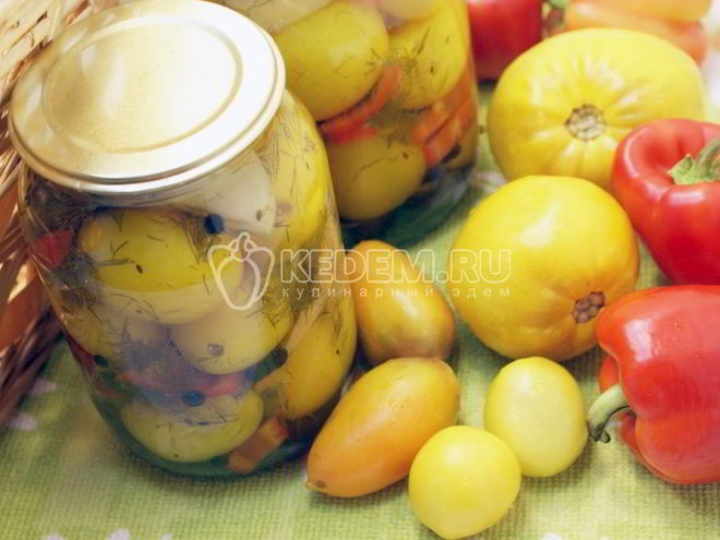 Рецепт маринованных помидоров с яблоками