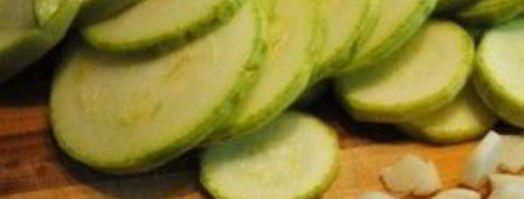 омлет из кабачков на сковороде. Шаг 2