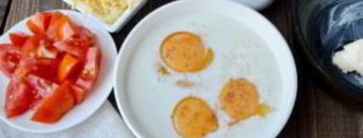 омлет с помидорами. Шаг 2