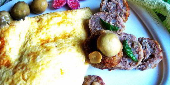 Омлет с тефтельками Мишка под одеялом