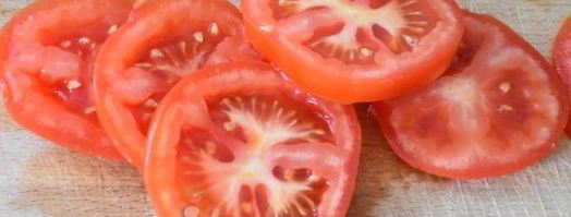 омлет с ветчиной и помидорами. Шаг 3