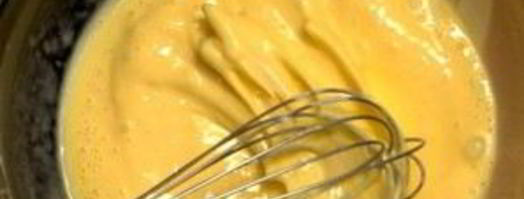 омлет со сметаной и сыром. Шаг 3