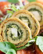 Омлетные трубочки со шпинатом и хлопьями