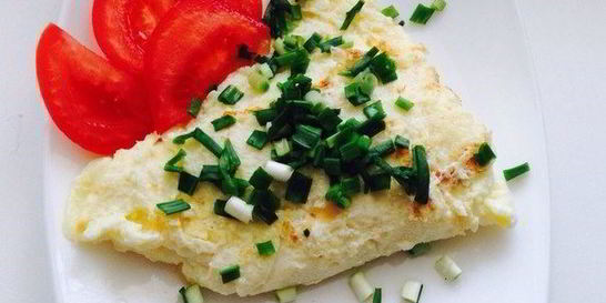 Простой омлет с сыром