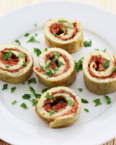 Рулетики из омлета с начинкой